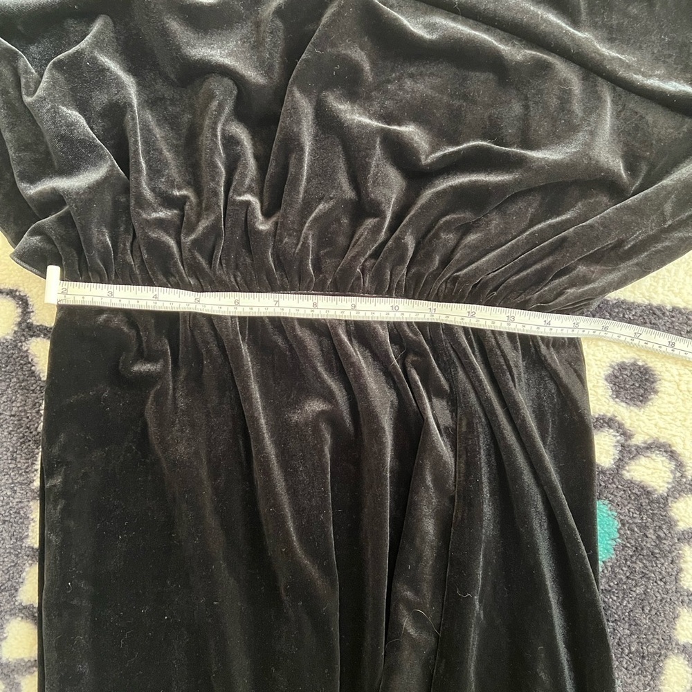 See and Be Seen Blacket Velvet Dress Size Elegant Party Medium - Picture 6 of 8